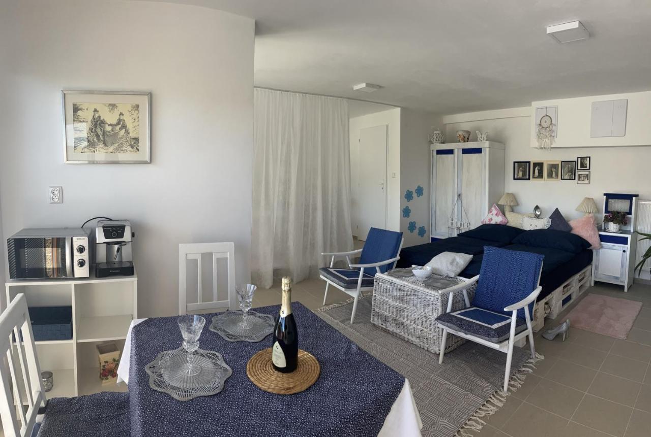 Apartman Michaela Turnov Buitenkant foto